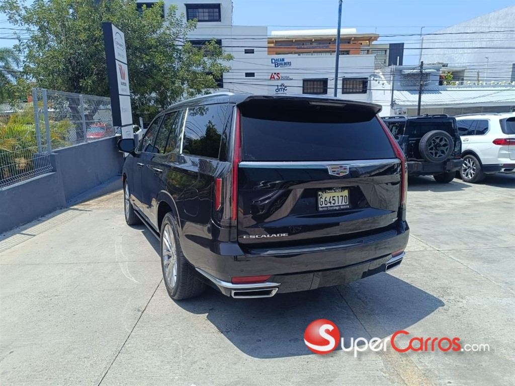 2023 Cadillac Escalade Premium Luxury — foto 10 / 12