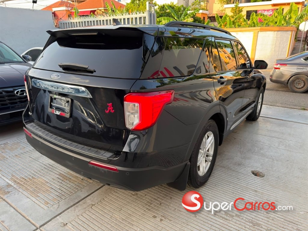 2021 Ford Explorer XLT — foto 4 / 12