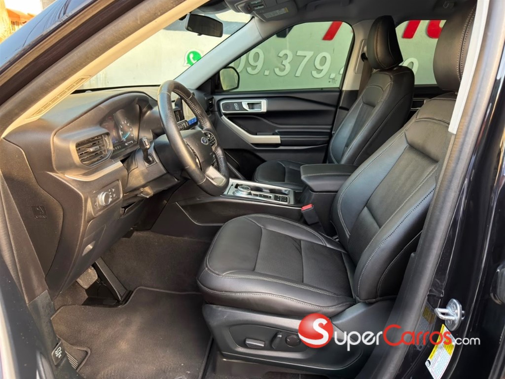 2021 Ford Explorer XLT — foto 7 / 12