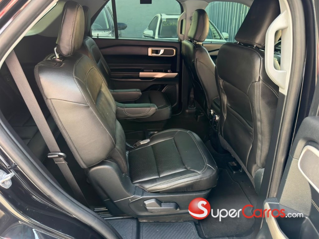 2021 Ford Explorer XLT — foto 11 / 12