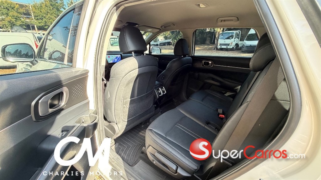 2024 Kia Sorento Luxury — foto 6 / 12