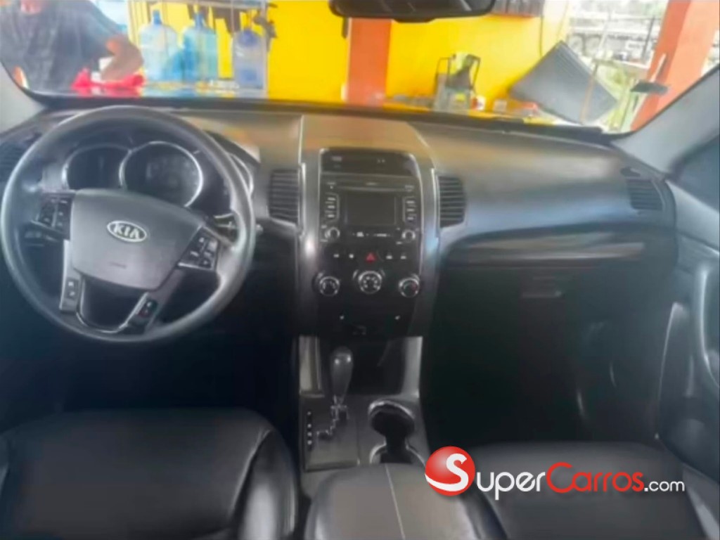 2011 Kia Sorento — foto 4 / 6