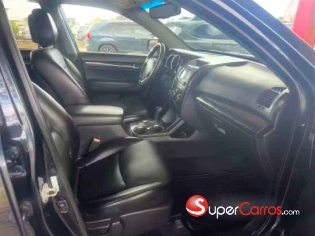 2011 Kia Sorento — foto 5 / 6
