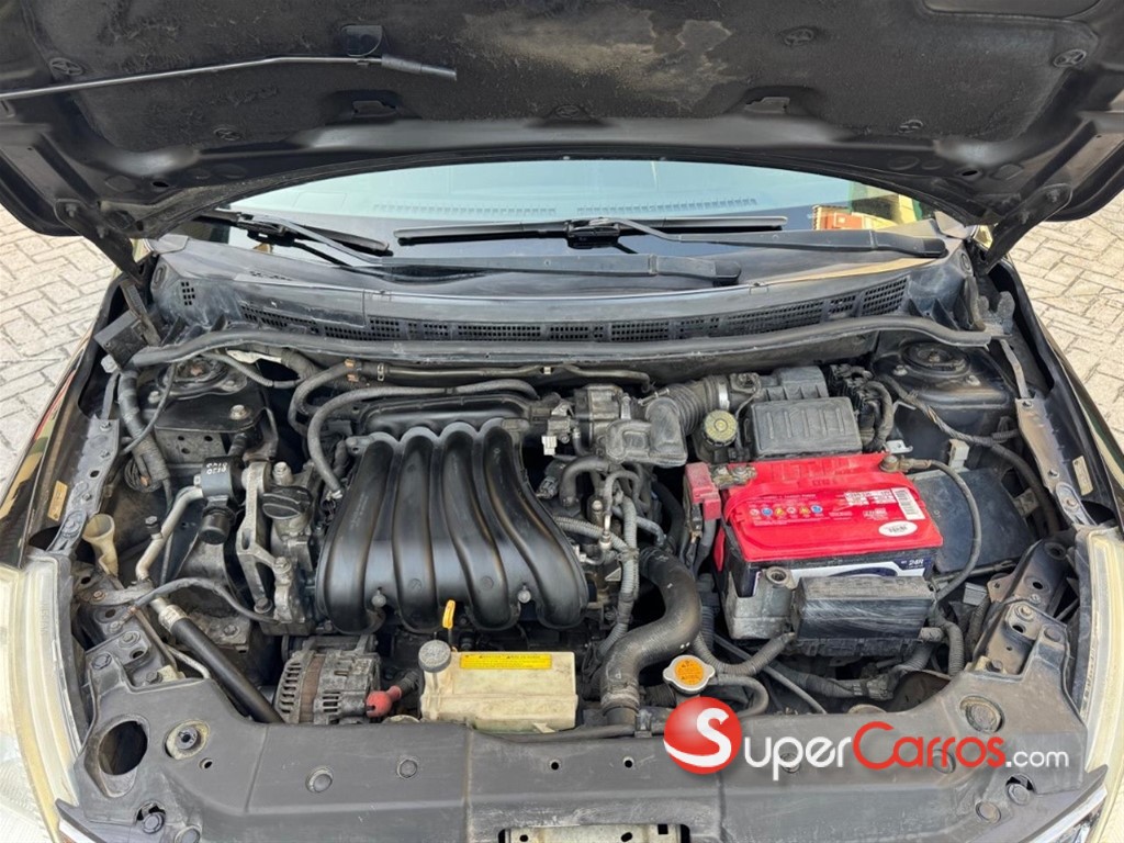 2012 Nissan Versa — foto 10 / 10