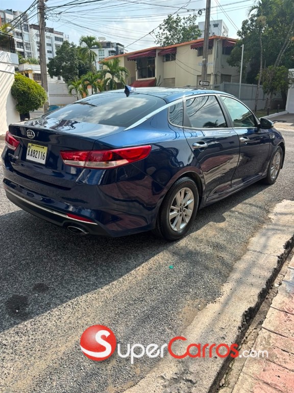 2018 Kia Optima LX — foto 2 / 9