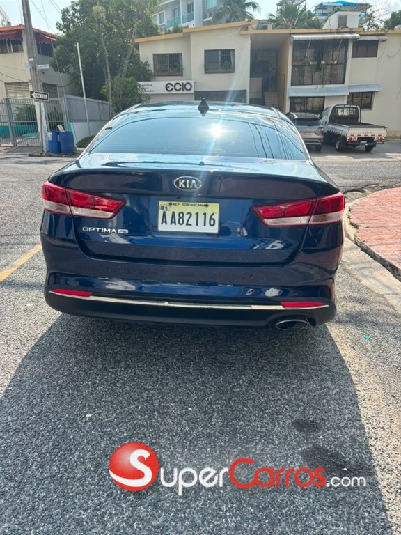 2018 Kia Optima LX — foto 7 / 9