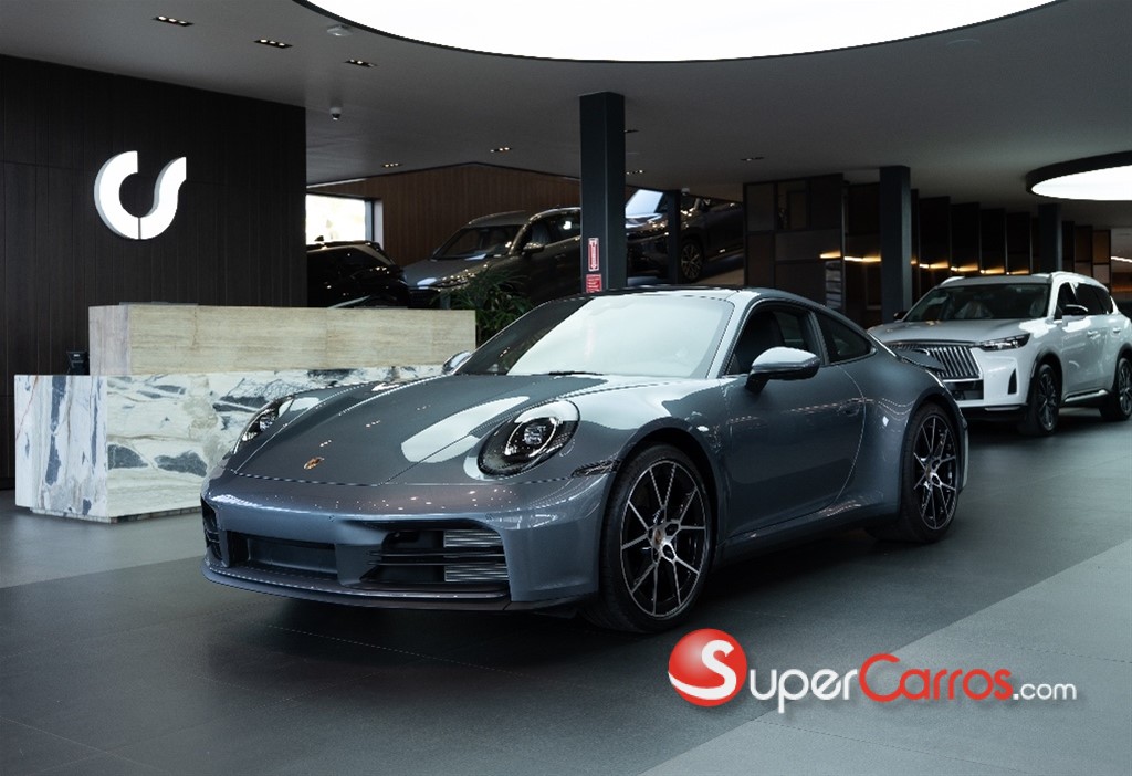 2026 Porsche 911 Carrera — foto 2 / 12