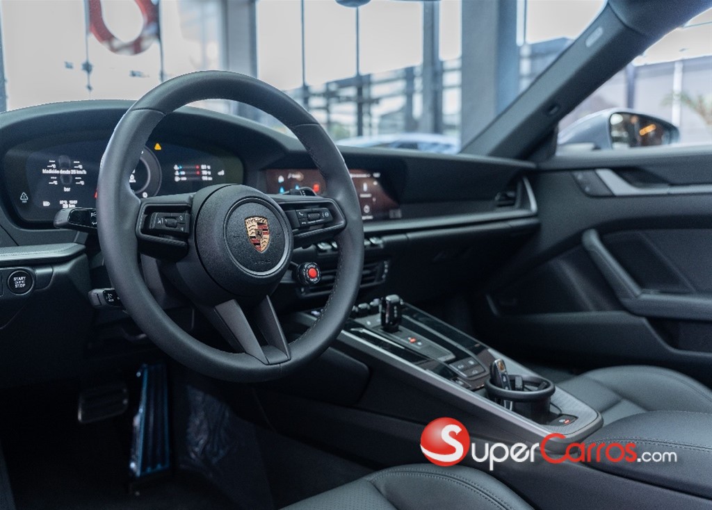 2026 Porsche 911 Carrera — foto 5 / 12