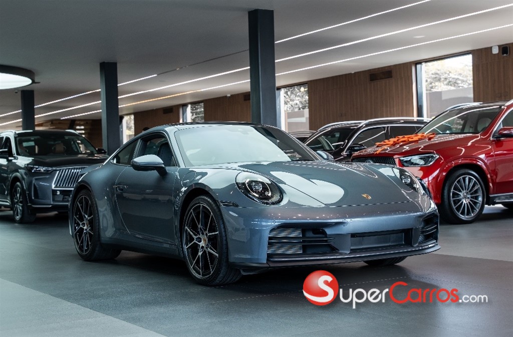 2026 Porsche 911 Carrera — foto 7 / 12