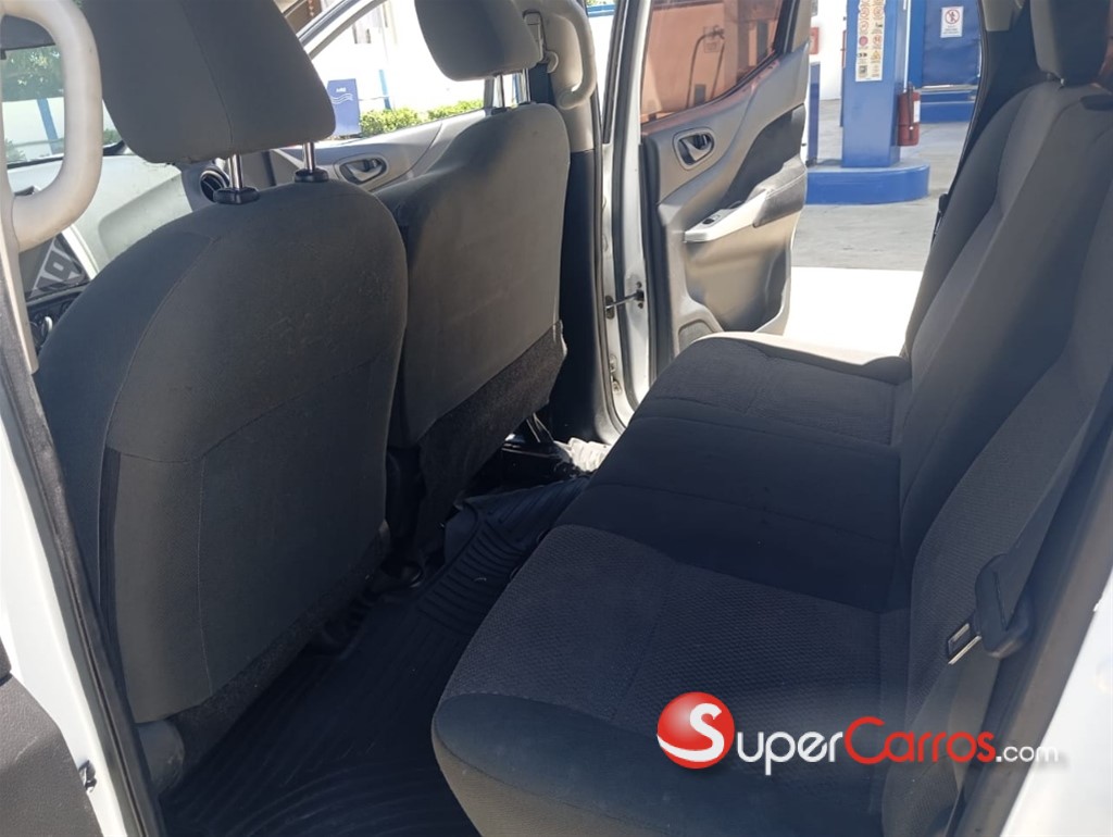 2017 Toyota Sienna LE — foto 3 / 4