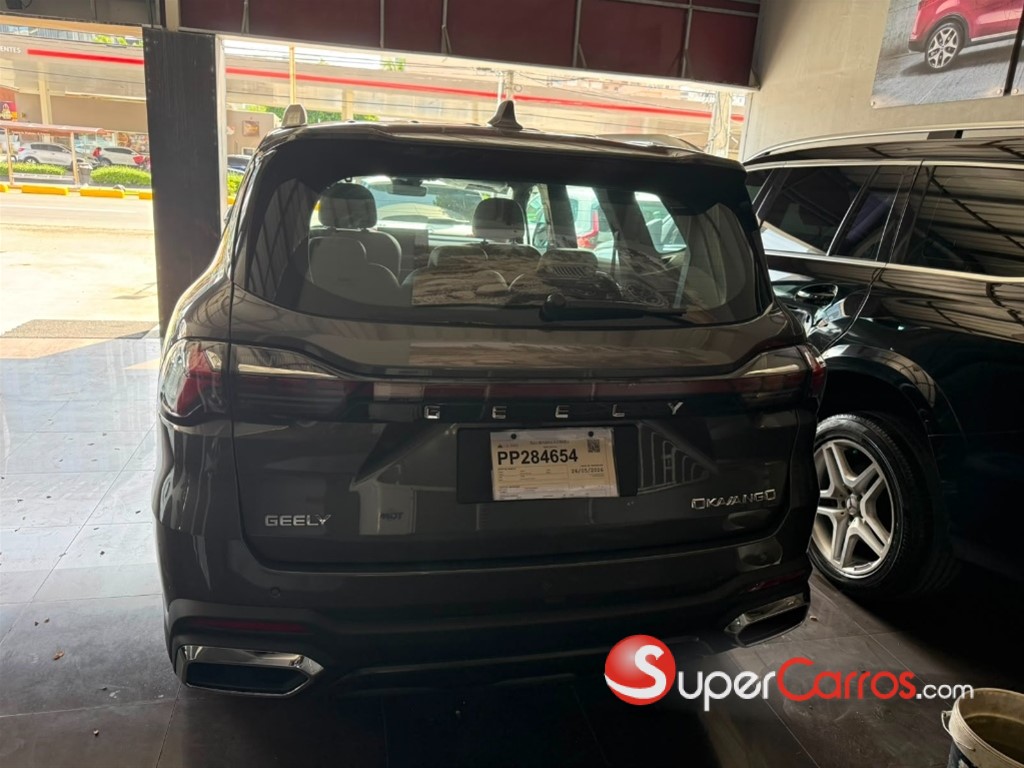 2026 Geely Okavango — foto 3 / 10