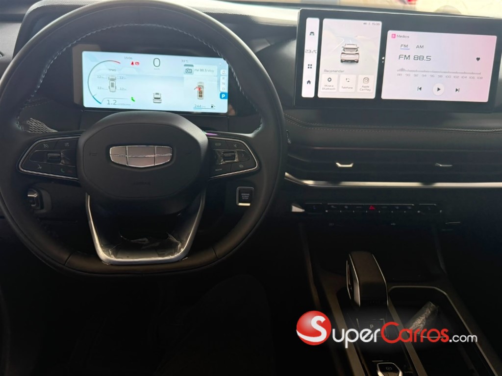 2026 Geely Okavango — foto 7 / 10