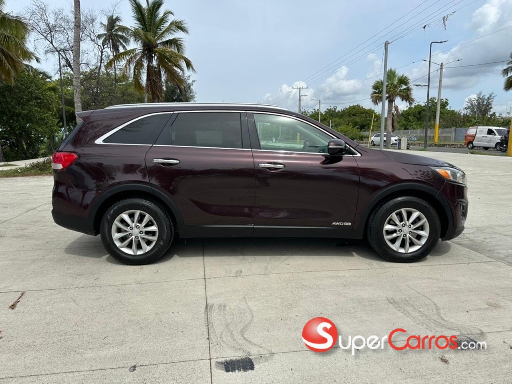 2016 Kia Sorento LX — foto 4 / 12