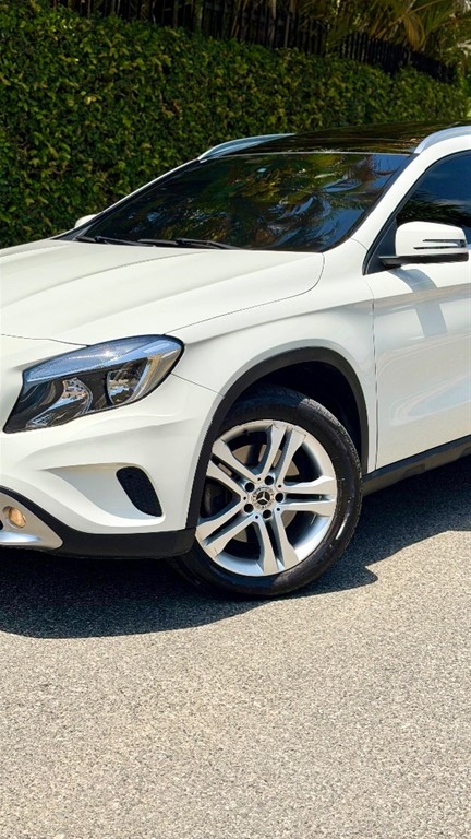 2017 Mercedes-Benz Clase GLA 250 4 Matic — foto 2 / 12