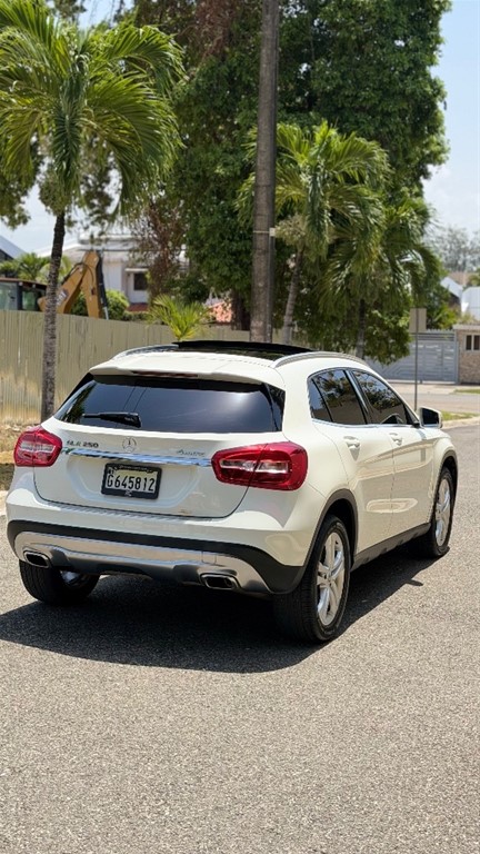 2017 Mercedes-Benz Clase GLA 250 4 Matic — foto 5 / 12