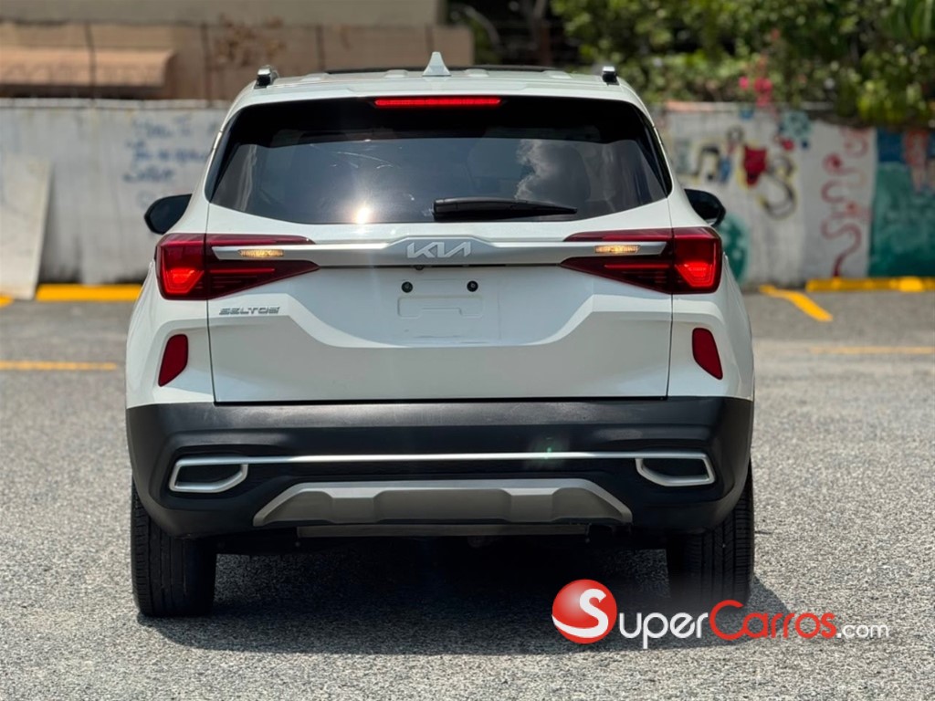 2022 Kia Seltos EX — foto 5 / 10