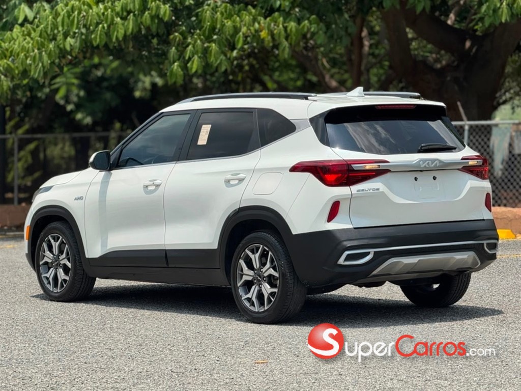 2022 Kia Seltos EX — foto 6 / 10