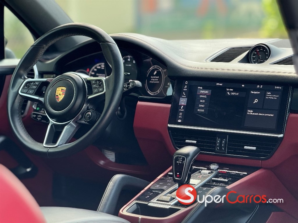 2020 Porsche Cayenne Coupe — foto 7 / 10