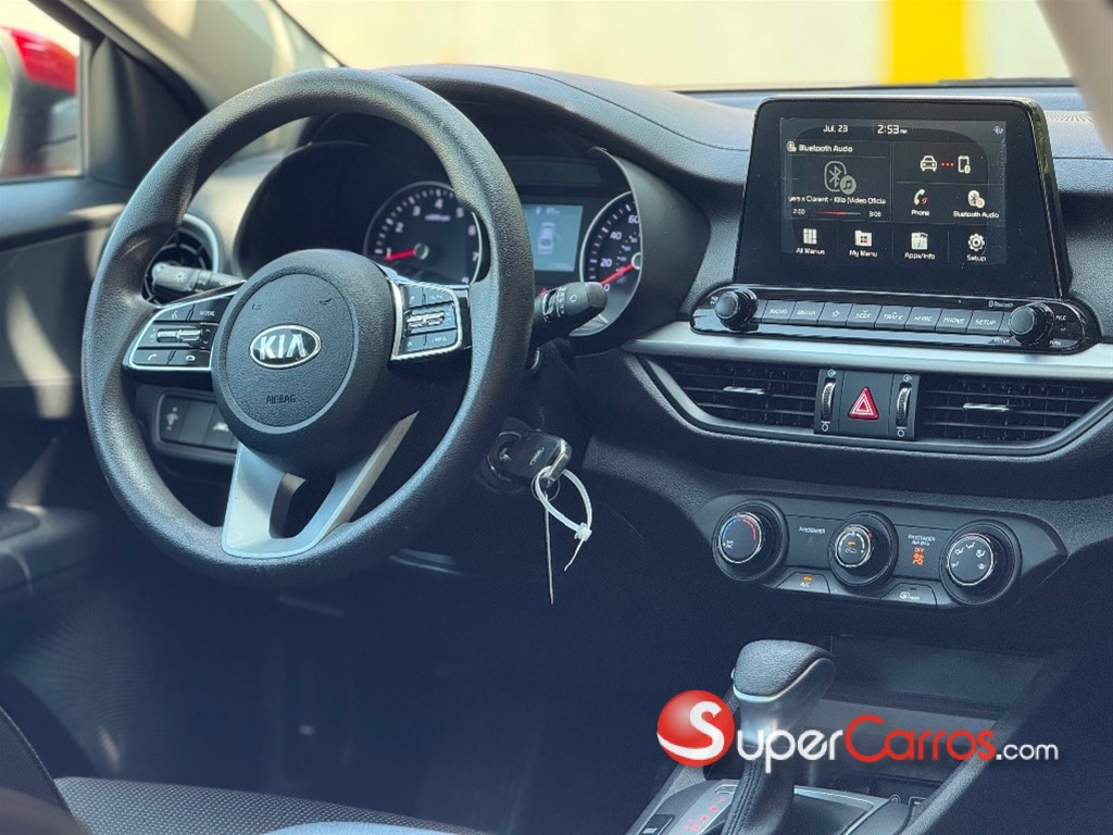 2021 Kia Forte LXS — foto 7 / 10