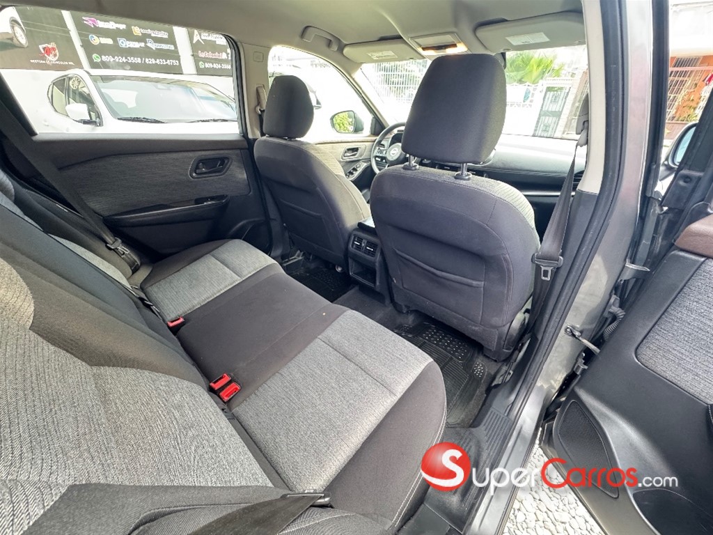2021 Nissan Rogue S — foto 8 / 10