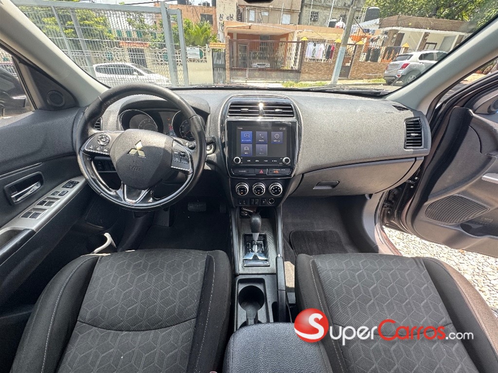 2021 Mitsubishi Motors Outlander Sport SE — foto 5 / 9