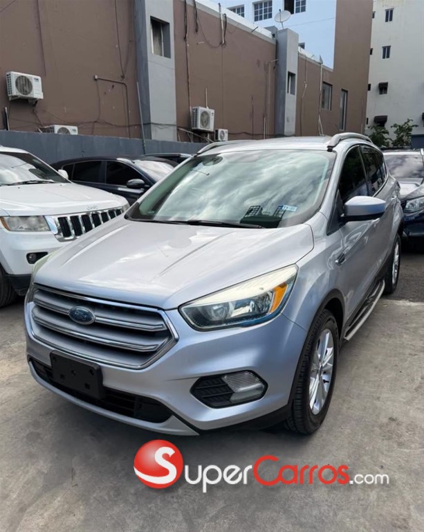 2017 Ford Escape SE Ecoboost — foto 3 / 9