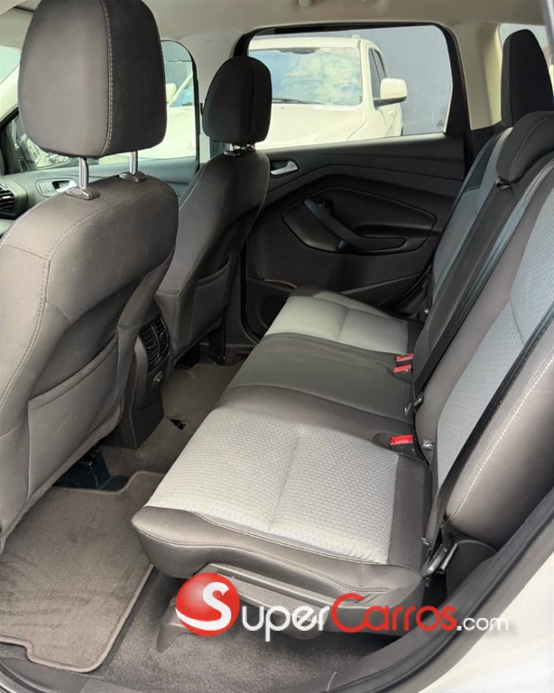 2017 Ford Escape SE Ecoboost — foto 6 / 9