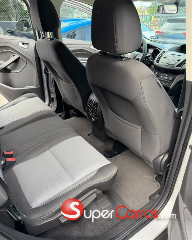 2017 Ford Escape SE Ecoboost — foto 7 / 9