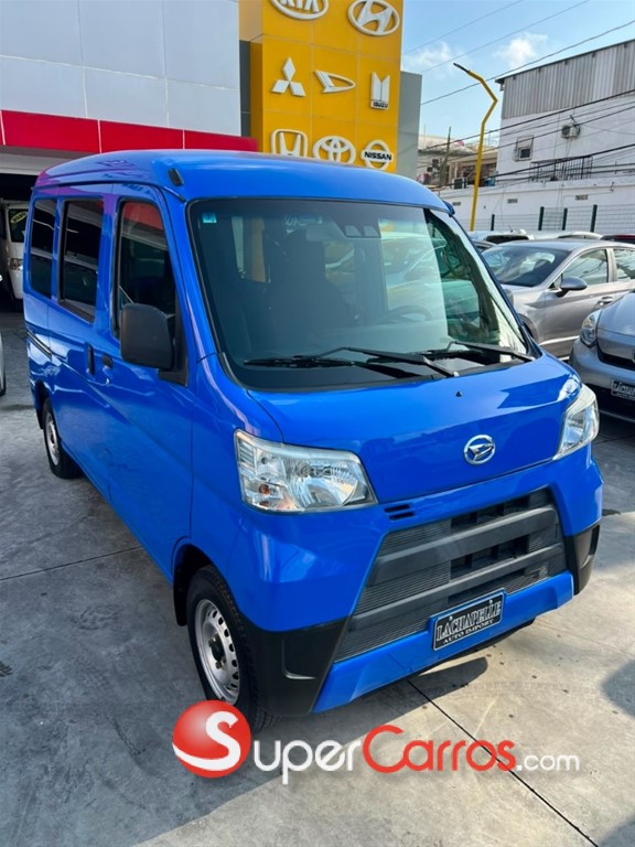 2020 Daihatsu Hijet — foto 11 / 12
