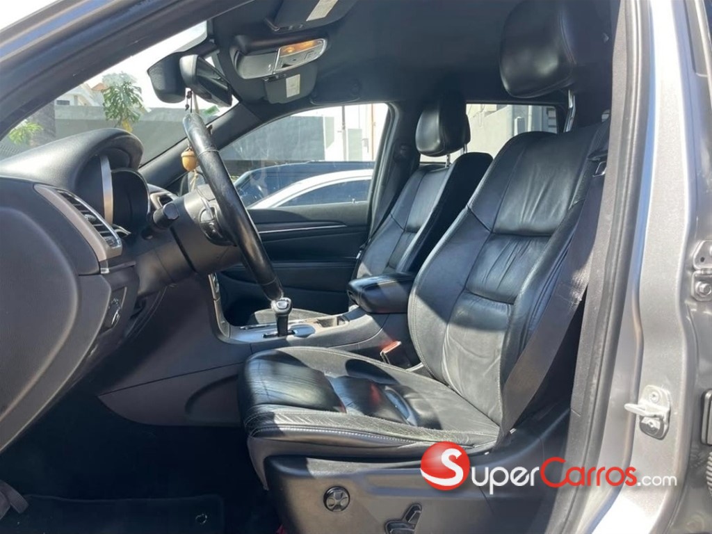 2014 Jeep Grand Cherokee Limited — foto 3 / 6
