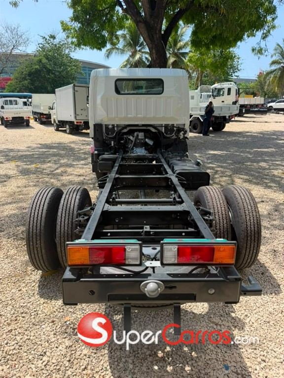 2027 Mitsubishi Motors Canter Chassis 14 pies — foto 6 / 12