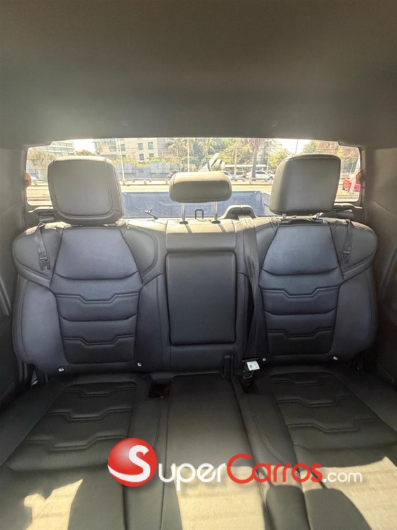 2024 Isuzu DMAX LSE — foto 8 / 10