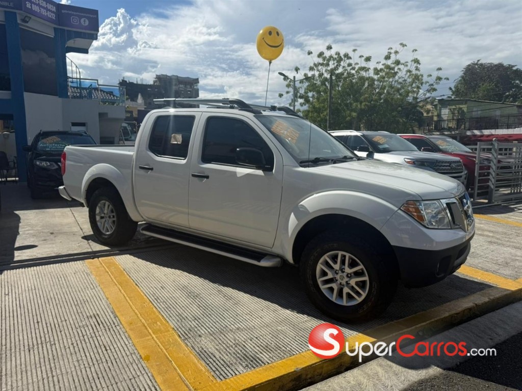 2021 Nissan Frontier SV — foto 2 / 8