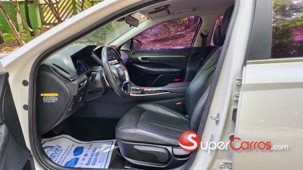 2020 Hyundai Sonata DN8 — foto 9 / 12