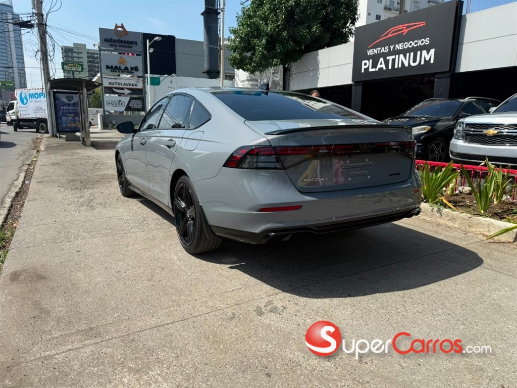 2024 Honda Accord Sport — foto 10 / 12