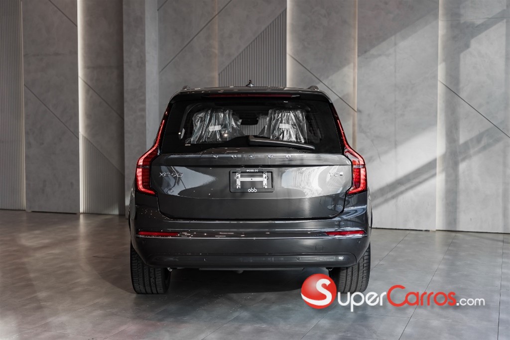 2026 Volvo XC90 RE Plus — foto 6 / 12