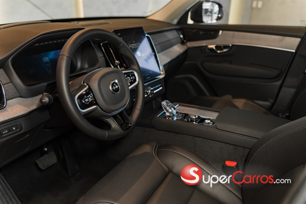 2026 Volvo XC90 RE Plus — foto 7 / 12