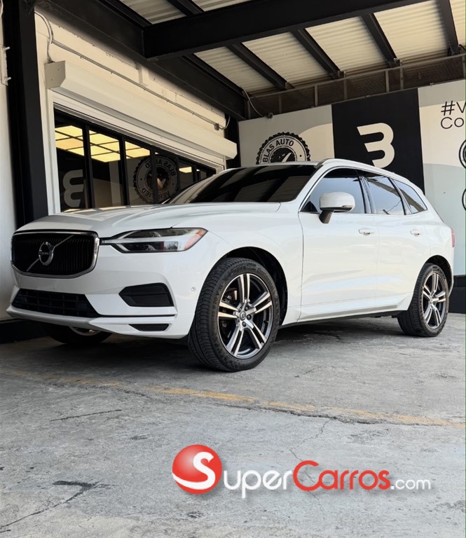 2019 Volvo XC60 Momentum T5