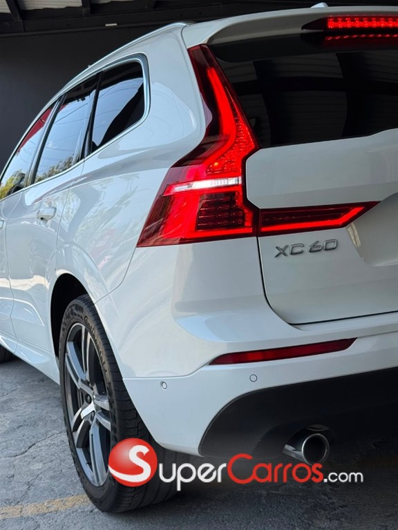 2019 Volvo XC60 Momentum T5 — foto 5 / 11