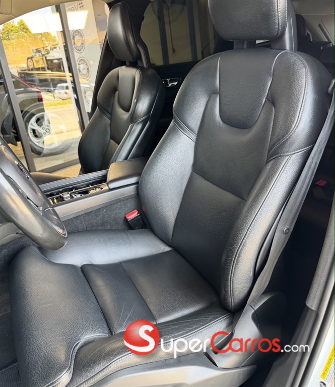 2019 Volvo XC60 Momentum T5 — foto 11 / 11