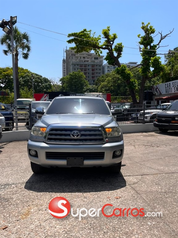 2013 Toyota Sequoia Limited