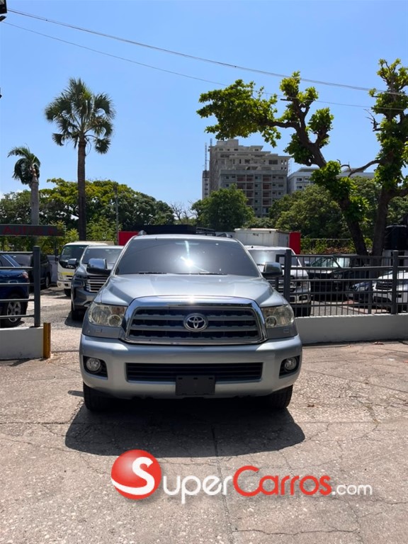 2013 Toyota Sequoia Limited — foto 3 / 12