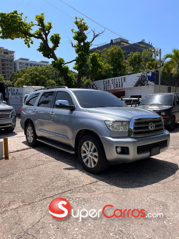 2013 Toyota Sequoia Limited — foto 5 / 12