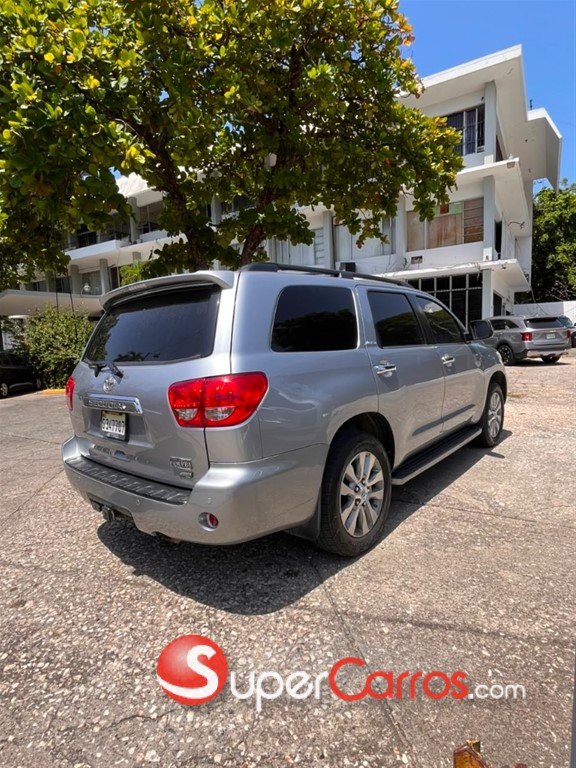 2013 Toyota Sequoia Limited — foto 12 / 12