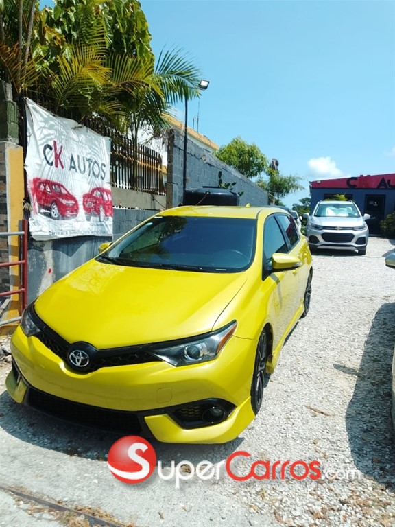 2016 Toyota Corolla IM — foto 2 / 4