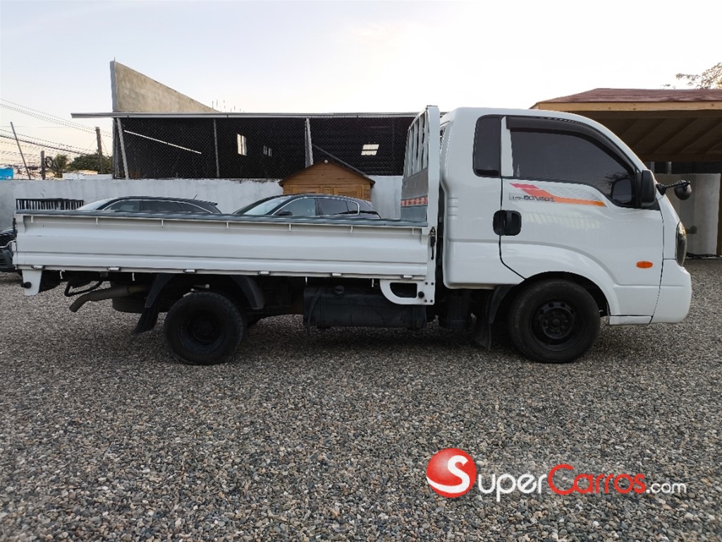2018 Kia Bongo III — foto 3 / 11