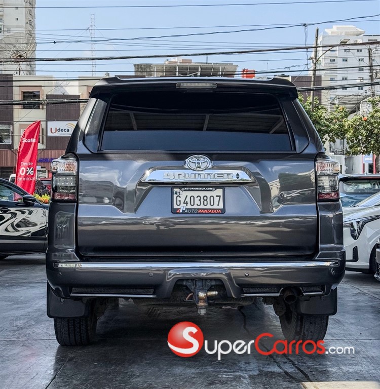 2016 Toyota 4 Runner Limited — foto 7 / 8