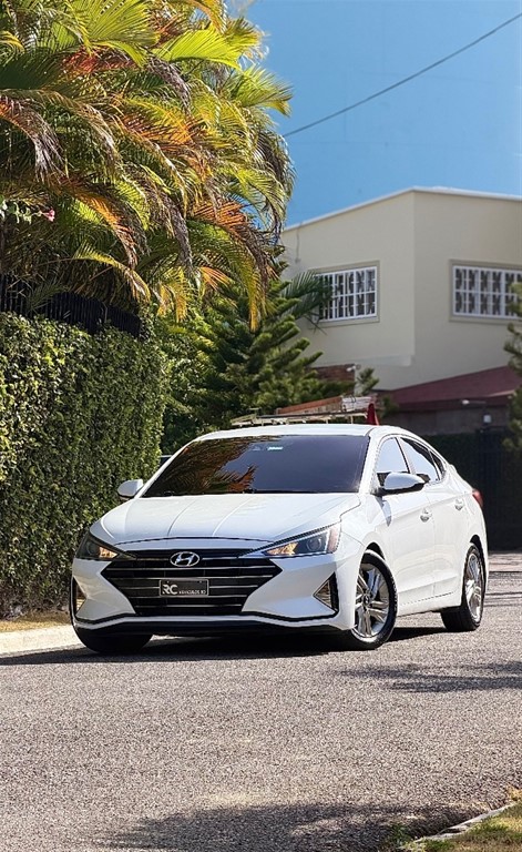 2019 Hyundai Elantra SE