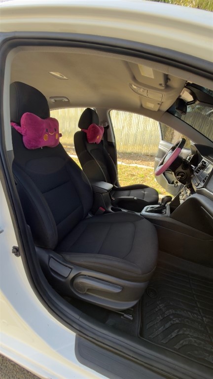 2019 Hyundai Elantra SE — foto 6 / 10
