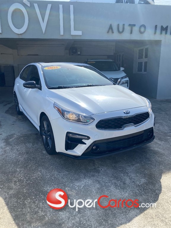 2021 Kia Forte GT Line — foto 3 / 10